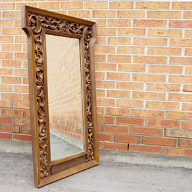The perfect table -vintage mirror rental